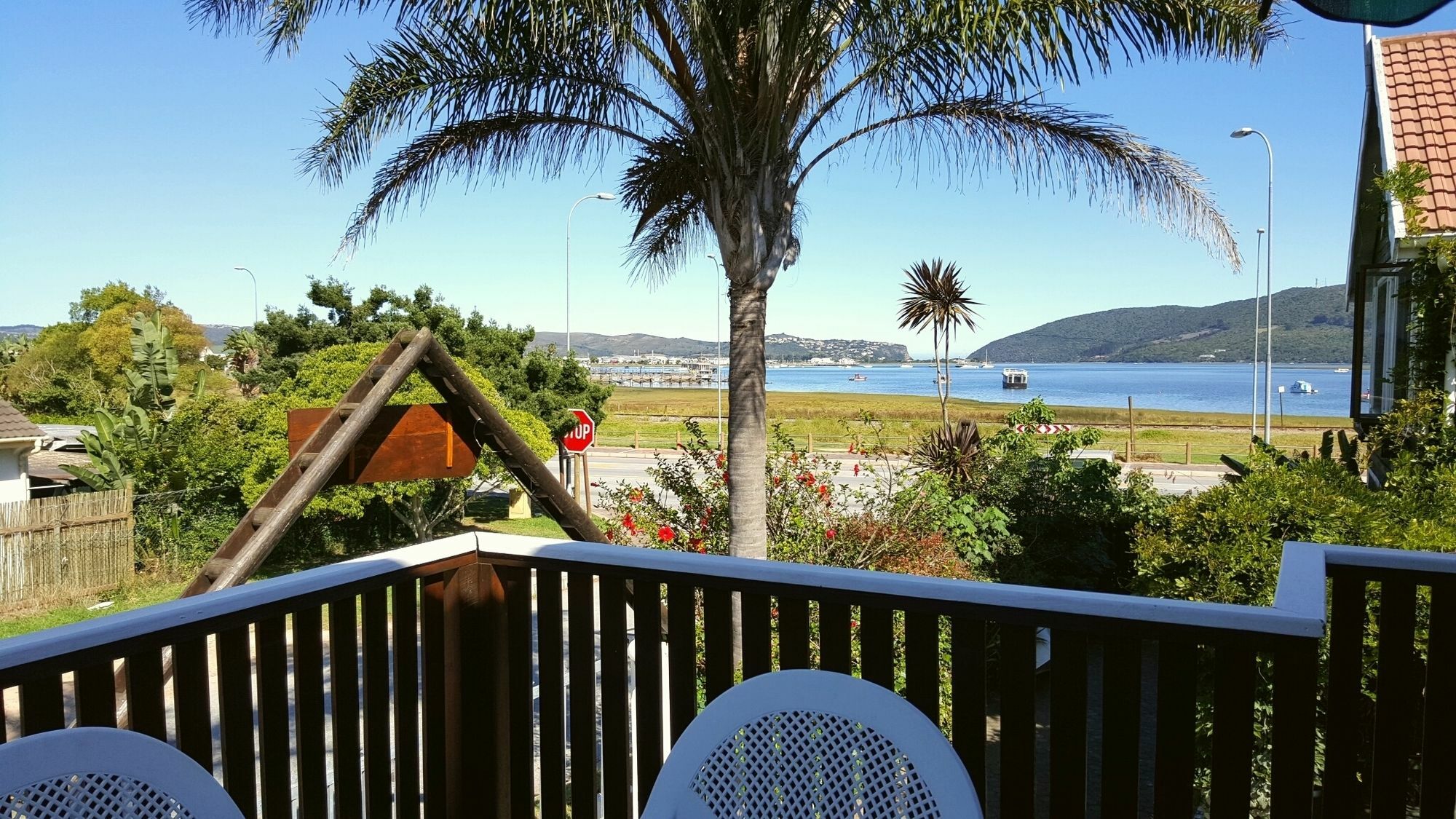 Apartamento Lakeside Knysna Accomodation Exterior foto